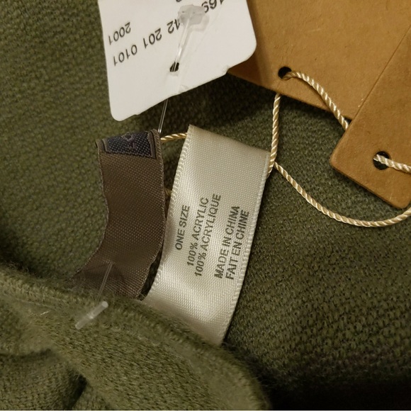 🎅🏻 3/$50 Look by M the Convertible Shawl Vest - Picture 14 of 16